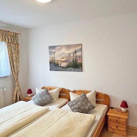 Villa Vivien Wohnung Findling เกอเรน ภายนอก รูปภาพ