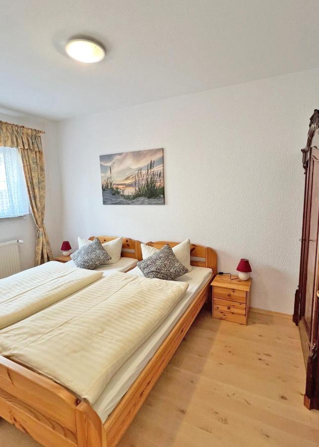 Villa Vivien Wohnung Findling เกอเรน ภายนอก รูปภาพ